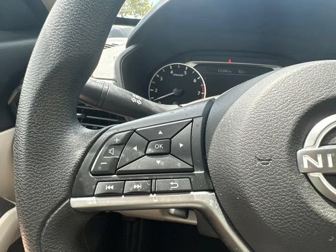 Certified 2025 Nissan Altima 2.5 SV FWD image 17