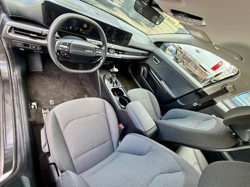 Used 2025 Kia K4 FWD image 14