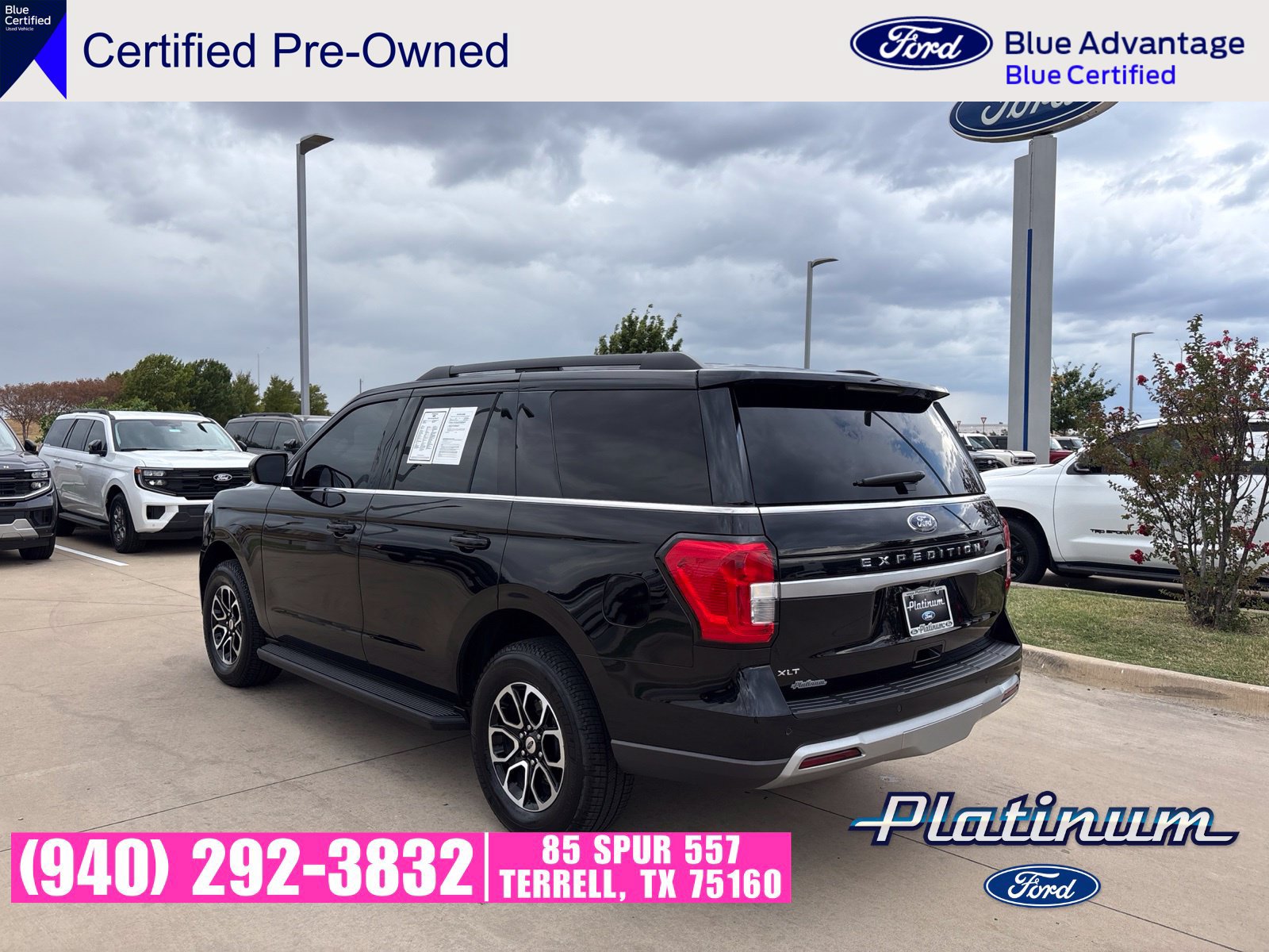 Used 2024 Ford Expedition XLT AWD/4WD image 3