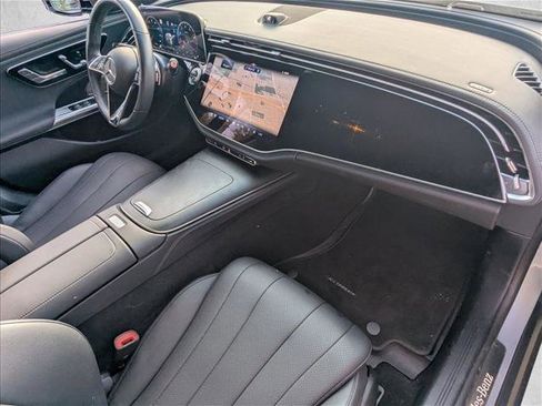 Used 2025 Mercedes-Benz E 450 4MATIC All-Terrain Wagon image 20