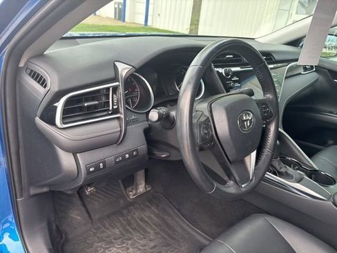 Used 2018 Toyota Camry SE w/ Audio Package FWD image 10