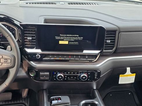 New 2026 GMC Sierra 1500 SLT image 14