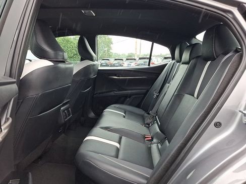 Used 2025 Toyota Camry SE w/ Convenience Package AWD/4WD image 10