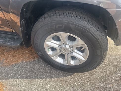 Used 2020 Toyota 4Runner SR5 image 4