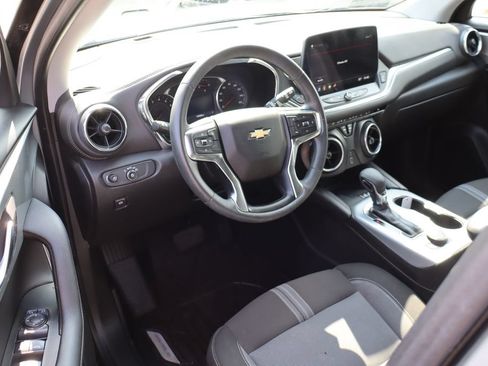 Certified 2025 Chevrolet Blazer LT w/ Convenience Package AWD/4WD image 10