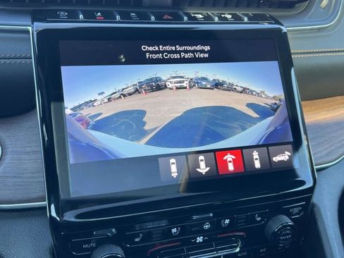 Used 2023 Jeep Grand Cherokee L Summit w/ High Altitude Package image 18