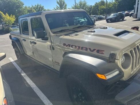 Used 2022 Jeep Gladiator Mojave w/ LED Lighting Group AWD/4WD image 9