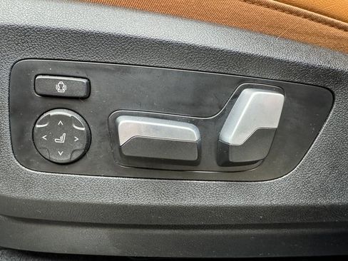 Certified 2025 BMW X5 xDrive40i image 22