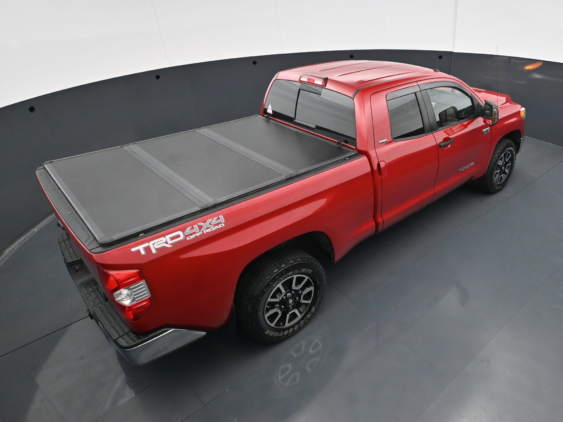 Used 2017 Toyota Tundra SR5 w/ TRD Off Road Package AWD/4WD image 37