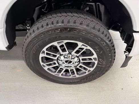 New 2026 Ford F250 Platinum w/ Platinum Plus Package AWD/4WD image 5