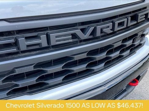 Used 2025 Chevrolet Silverado 1500 Custom Trail Boss w/ LPO, Dark Essentials Package AWD/4WD image 27