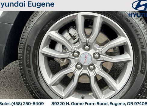 Used 2022 GMC Terrain SLT image 37