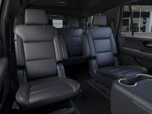 New 2026 GMC Yukon Elevation AWD/4WD image 17