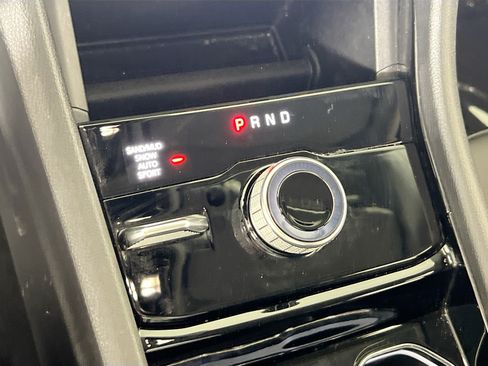 Used 2023 Jeep Grand Cherokee Limited AWD/4WD image 17