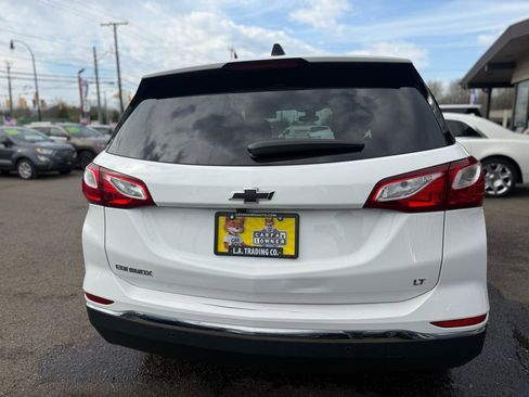 Used 2020 Chevrolet Equinox LT w/ Driver Convenience Package image 8