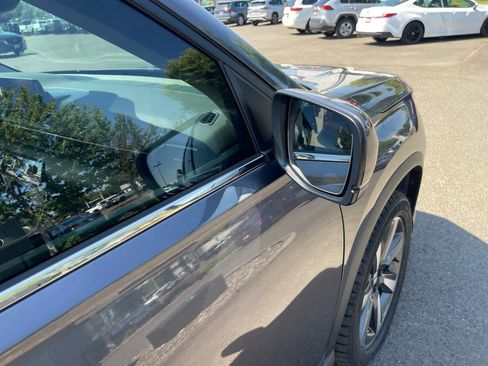 Used 2023 Honda Pilot Elite image 41