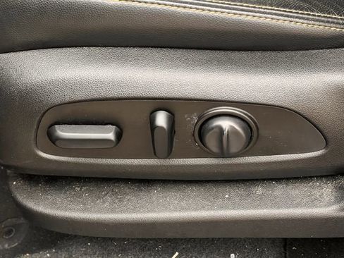 Used 2018 GMC Terrain SLT w/ Preferred Package image 23