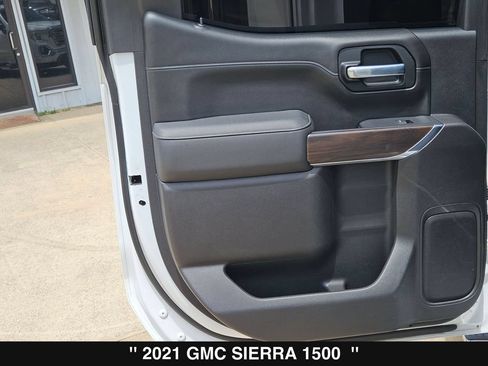 Used 2021 GMC Sierra 1500 SLT RWD image 18
