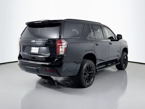 Used 2024 Chevrolet Tahoe Z71 w/ Luxury Package AWD/4WD image 5
