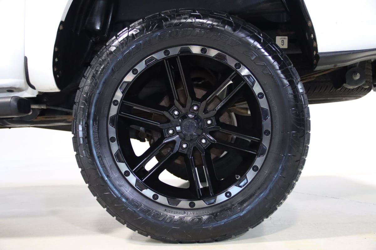 Used 2020 Toyota Tacoma SR AWD/4WD image 65