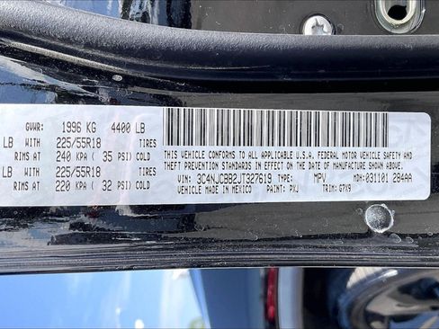 Used 2018 Jeep Compass Latitude w/ Popular Equipment Group FWD image 34