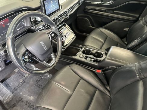 Used 2020 Lincoln Corsair FWD w/ Premium Package image 10