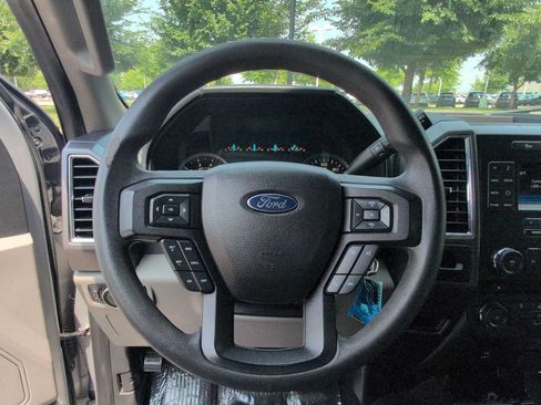 Used 2016 Ford F150 XLT RWD image 22