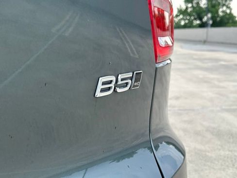 Certified 2026 Volvo XC40 B5 Plus AWD/4WD image 39