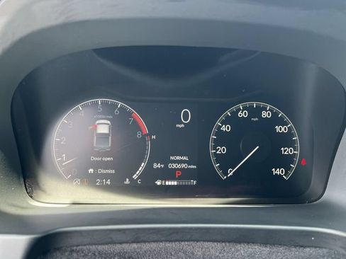 Used 2025 Honda Ridgeline TrailSport image 12