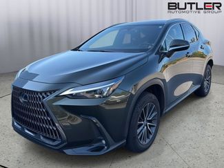 Used 2024 Lexus NX 250 FWD w/ Towing Package (2000 Lbs) video 1
