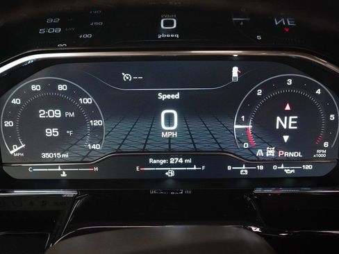 Used 2024 GMC Sierra 1500 SLE image 11