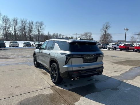 New 2026 Chevrolet Traverse RS w/ LPO, Floor Liner Package image 8