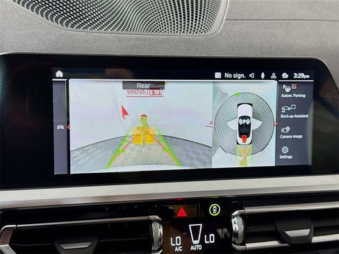 Used 2021 BMW M440i Convertible w/ Premium Package image 6