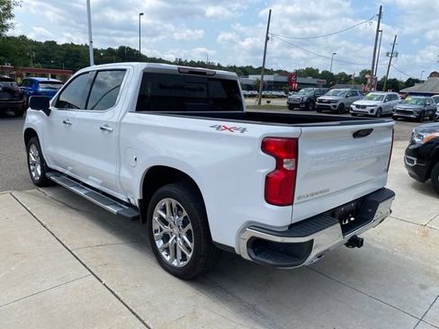 Used 2023 Chevrolet Silverado 1500 LTZ w/ LTZ Premium Package AWD/4WD image 40