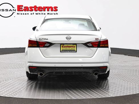 Used 2025 Nissan Altima 2.0 SR FWD image 6