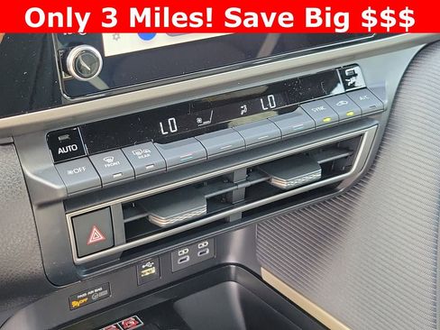 Used 2026 Toyota Camry SE image 26