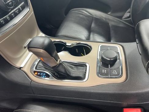 Used 2017 Jeep Grand Cherokee Limited AWD/4WD image 20