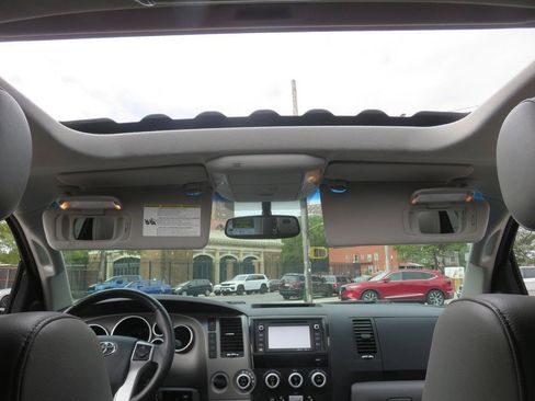 Used 2015 Toyota Sequoia Limited AWD/4WD image 13