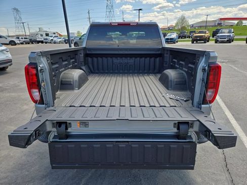 New 2026 GMC Sierra 1500 Elevation AWD/4WD image 32