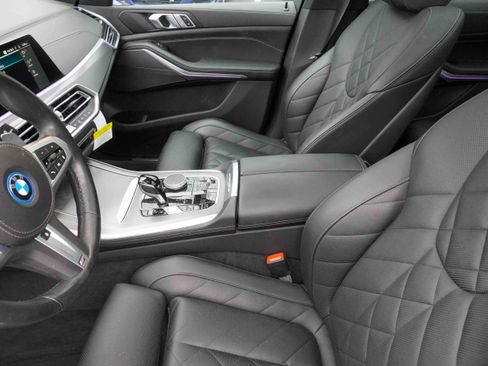 Certified 2023 BMW X5 xDrive45e w/ M Sport Package image 11