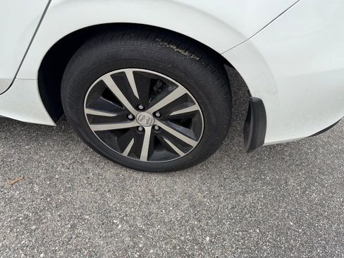 Used 2024 Honda Civic LX image 8