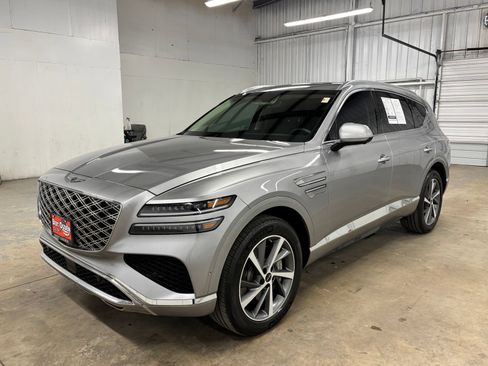 Used 2025 Genesis GV80 3.5T Advanced AWD/4WD image 3