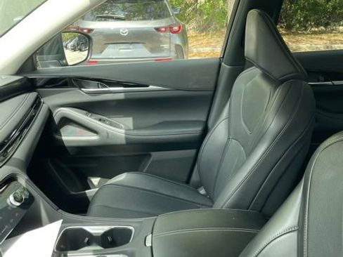 Used 2025 INFINITI QX60 Pure image 9