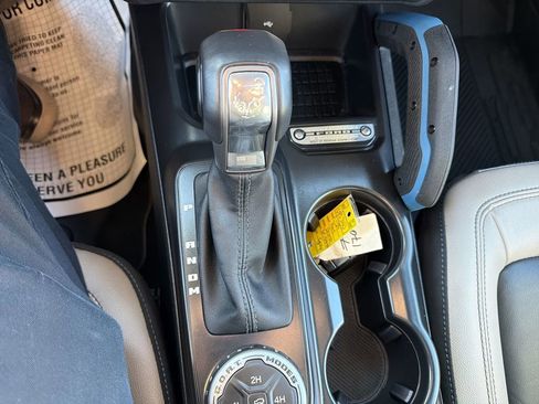 Used 2024 Ford Bronco Wildtrak image 20