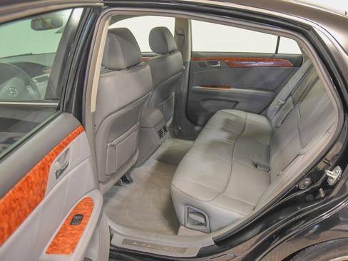 Used 2007 Toyota Avalon image 4
