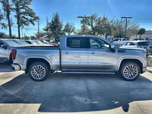 New 2026 GMC Sierra 1500 Denali Ultimate w/ LPO, Black Badging Package image 10