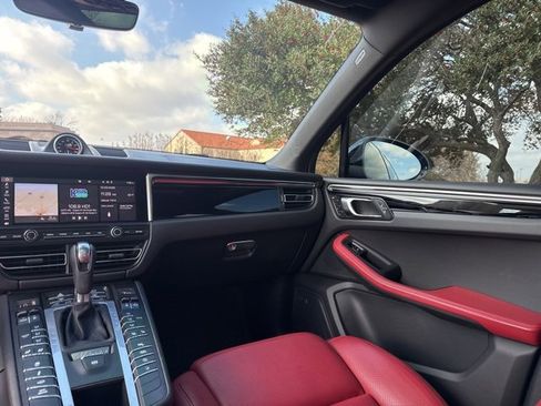 Used 2021 Porsche Macan GTS image 41