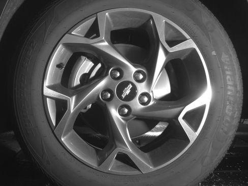 Used 2025 Chevrolet Trax LT FWD image 12