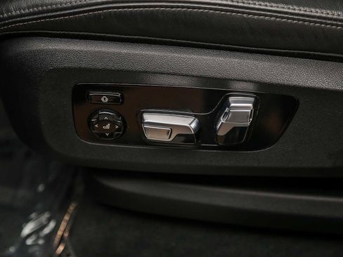Used 2021 BMW X5 sDrive40i w/ Executive Package RWD image 23