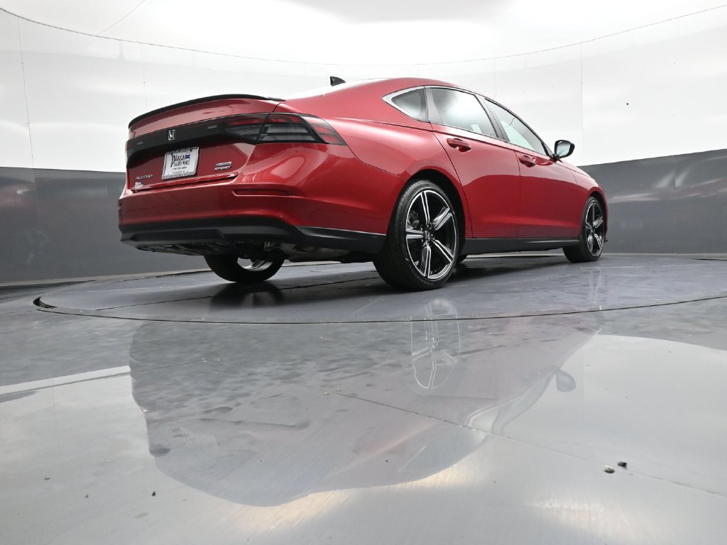 Certified 2025 Honda Accord Sport image 29